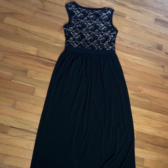 Lacey Black Long Dress - Picture 9 of 9